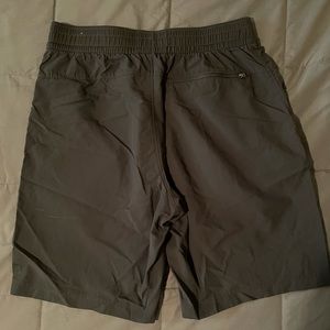 The North Face Men’s Hybrid Short